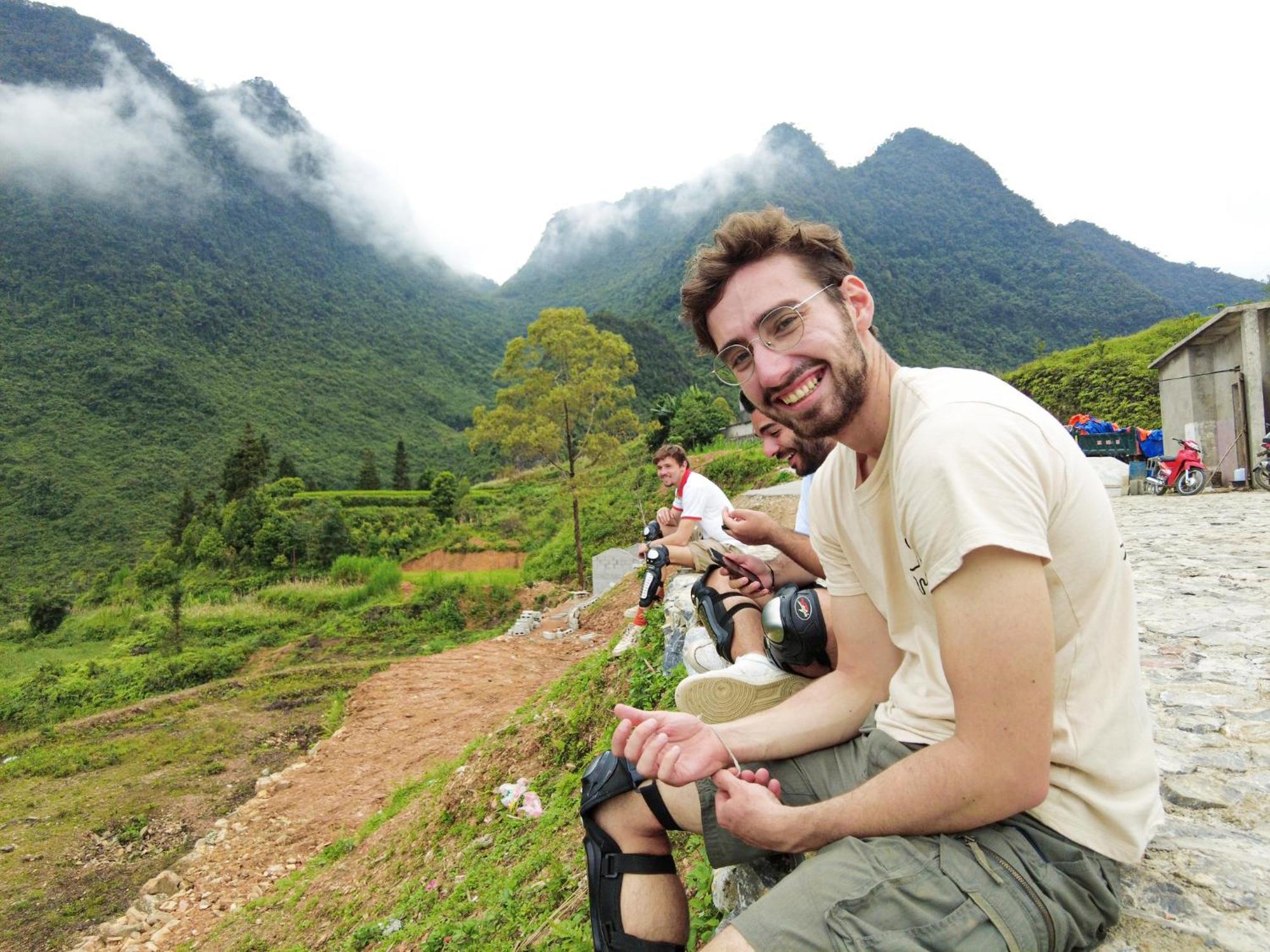 Lazy Cat Homestay - Motorbikes Rental & Tours Ha Giang Exterior photo