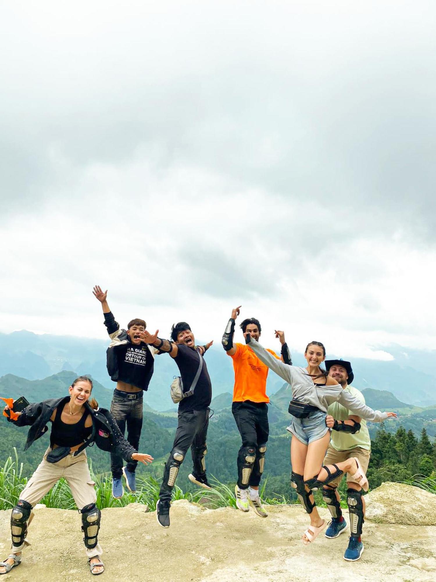 Lazy Cat Homestay - Motorbikes Rental & Tours Ha Giang Exterior photo